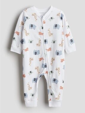 NWTG!  H&M Baby Zipper One-Piece in White with Animal Print 4-6 month
